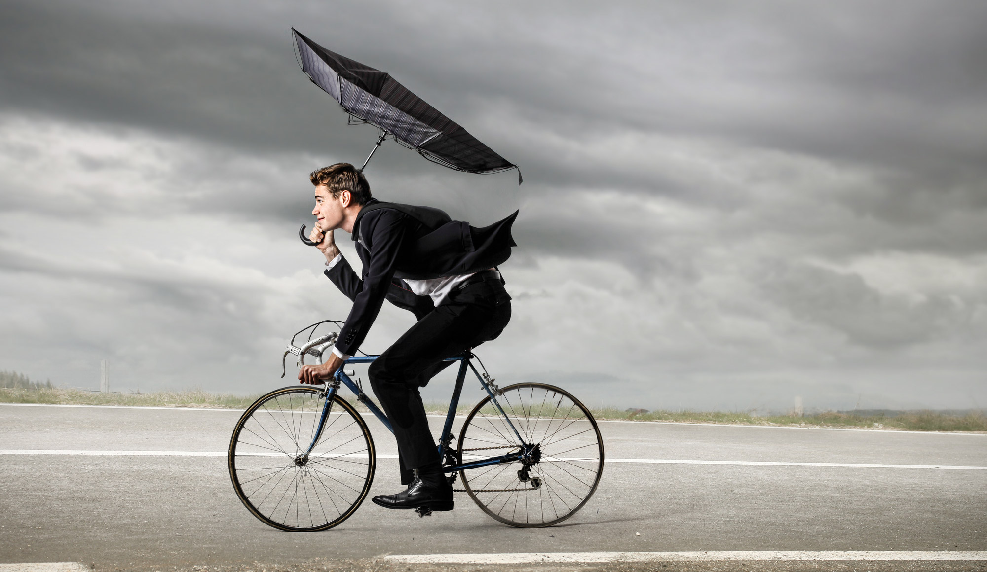 JH cherche cycliste pour tour de France improvisé voir Monde si affinité :)